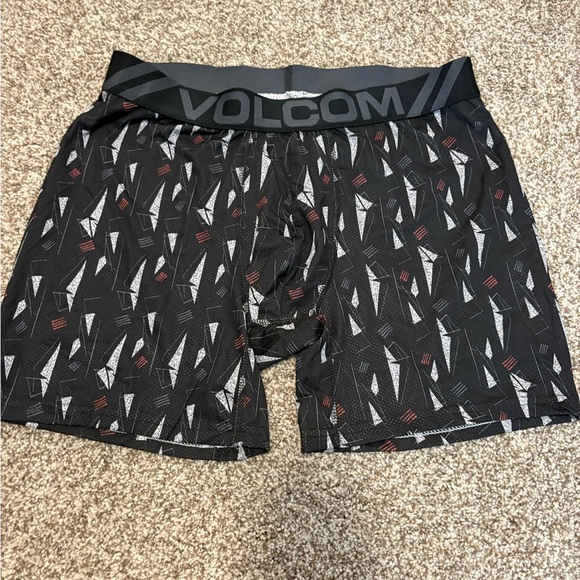 Volcom Men's Patterned Boxer Briefs - Black and Red - Picture 1 of 2